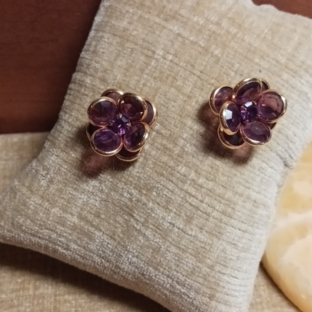 Vintage Purple Window Glass Petal Gold Tone Post Earrings